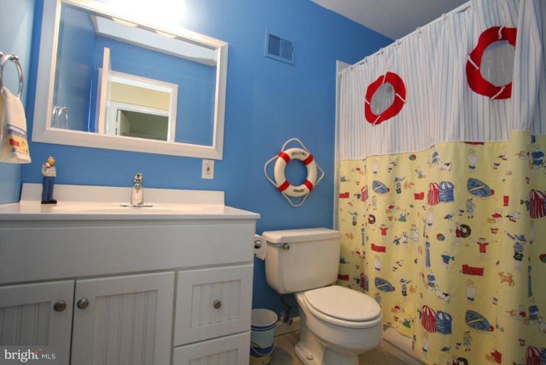 14316 Sturtevant Road Silver Spring, MD 20905 - Photo 17 of 22 Bath #2