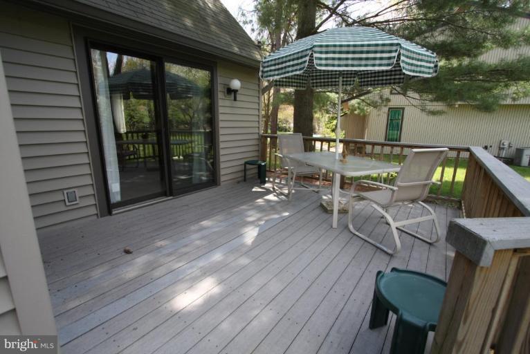 14316 Sturtevant Road Silver Spring, MD 20905 - Photo 18 of 22 Deck