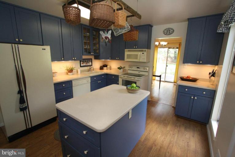 14316 Sturtevant Road Silver Spring, MD 20905 - Photo 6 of 22 Kitchen
