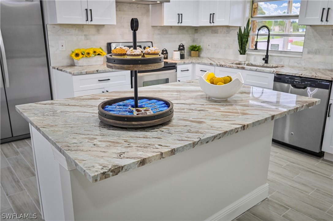 929 Happy Road North Fort Myers, FL 33903 - Photo 6 of 34 Gallery Image 6