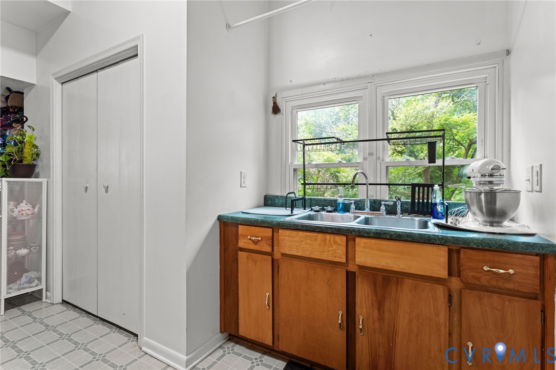 1850 Hawk Town Road Maidens, VA 23102 - Photo 17 of 28