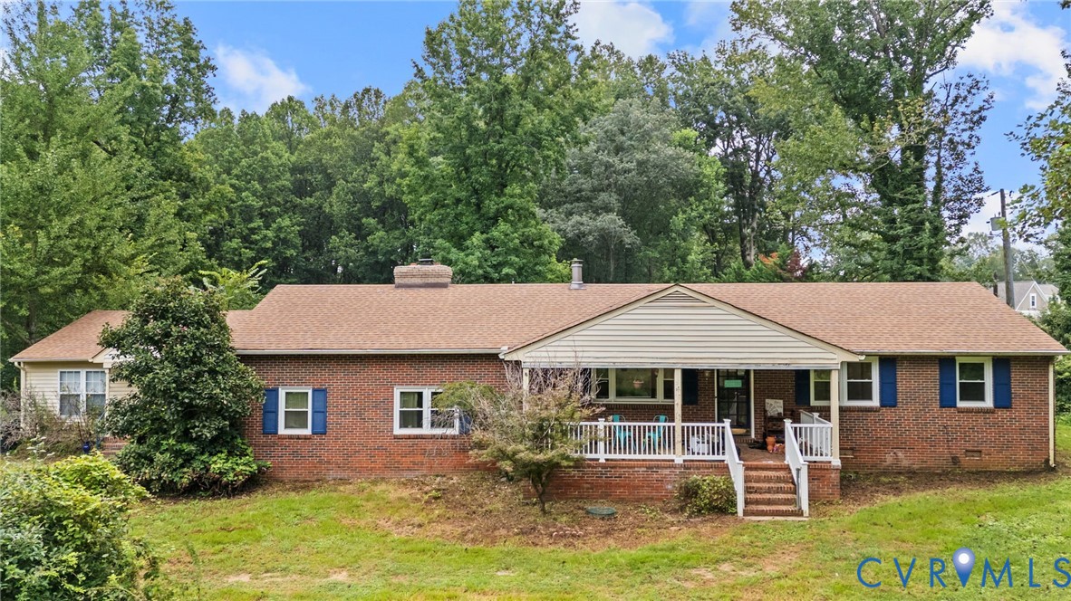 1850 Hawk Town Road Maidens, VA 23102 - Photo 2 of 28