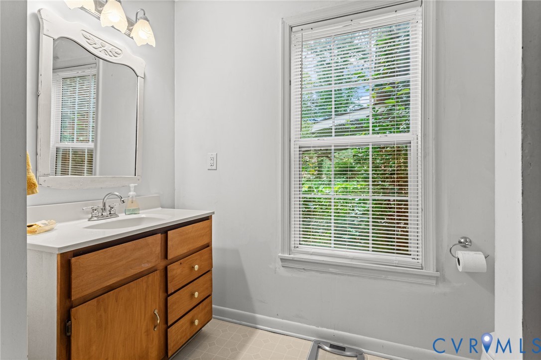 1850 Hawk Town Road Maidens, VA 23102 - Photo 22 of 28