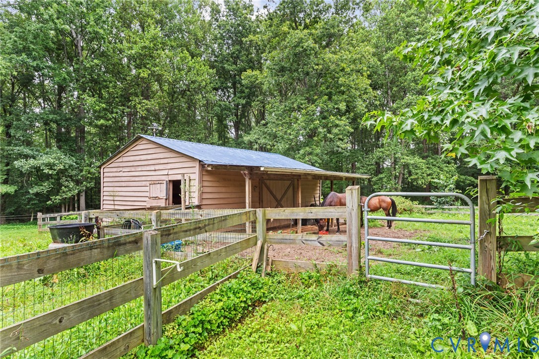 1850 Hawk Town Road Maidens, VA 23102 - Photo 25 of 28