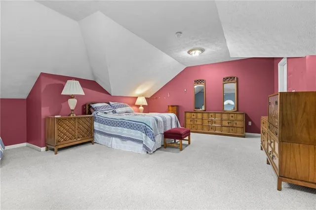 $339,000 | 1529 Meerschaum Lane, Coraopolis, PA 15108