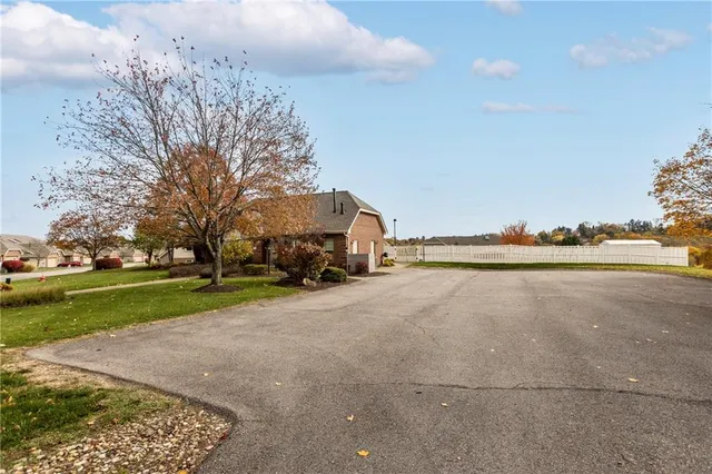 $339,000 | 1529 Meerschaum Lane, Coraopolis, PA 15108