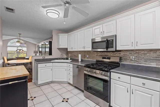 $339,000 | 1529 Meerschaum Lane, Coraopolis, PA 15108