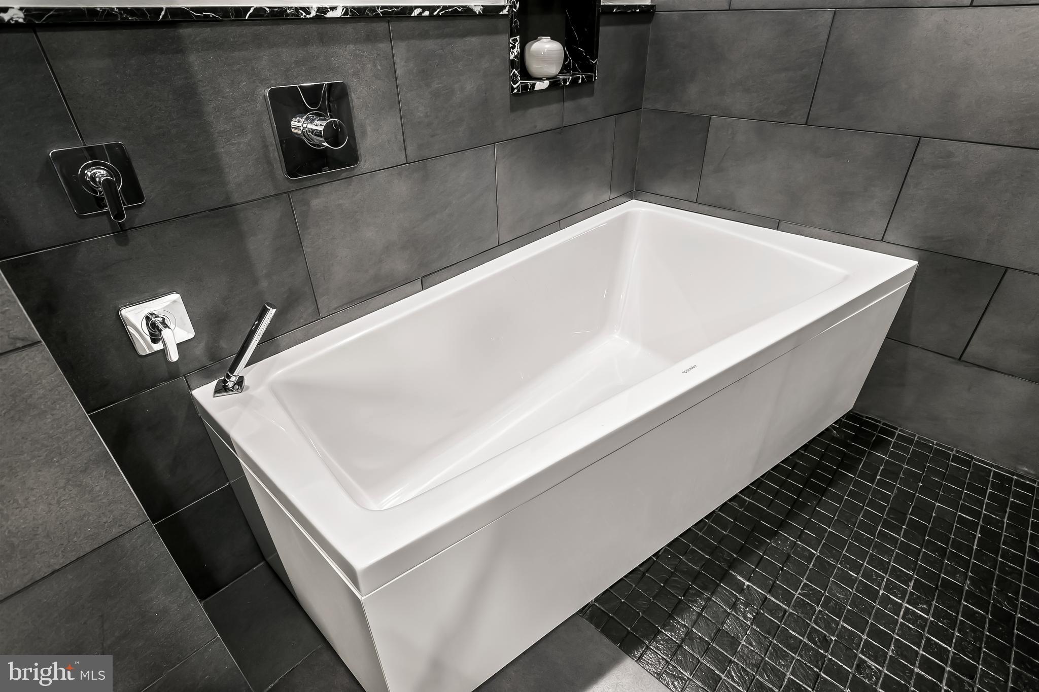 4419 Linkwood Road Baltimore, MD 21210 - Photo 30 of 70 Gallery Image 30