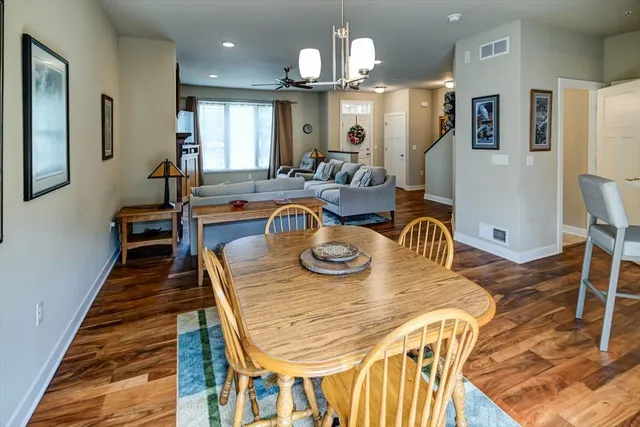 $369,900 | 2537 New Town Drive, Sun Prairie, WI 53590