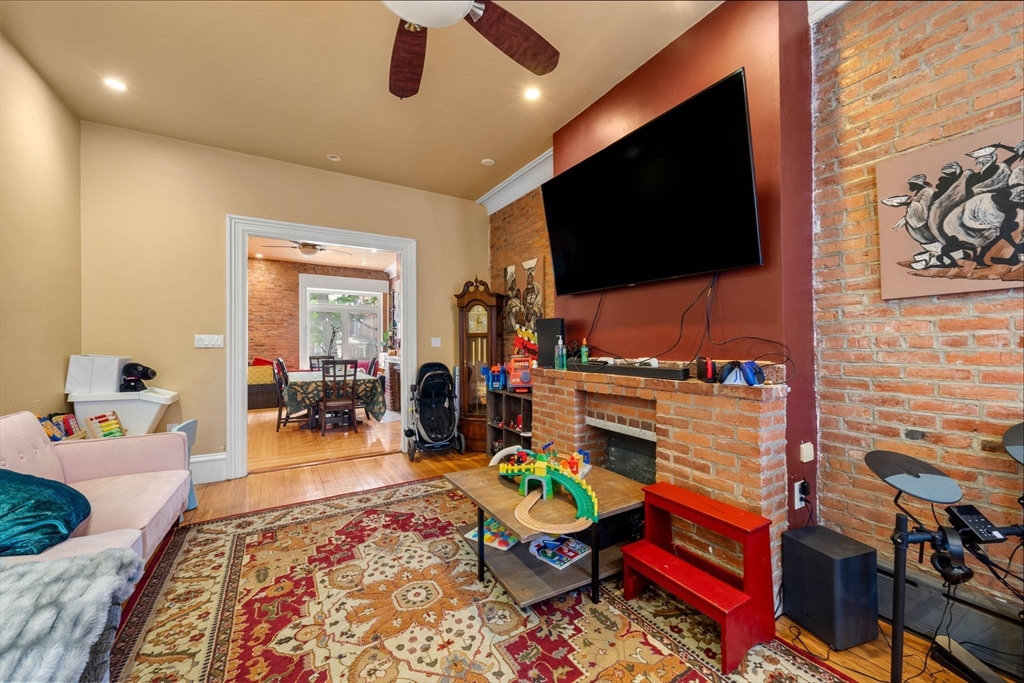16 Perrin Street Boston, MA 02119 - Photo 8 of 37