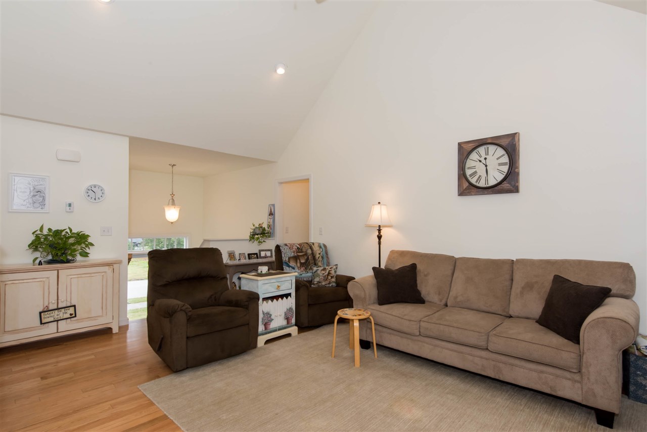 6 Collins Circle Rochester, NH 03867 - Photo 13 of 40