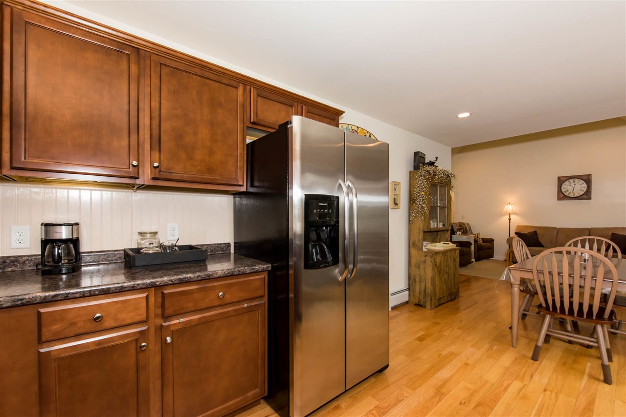 6 Collins Circle Rochester, NH 03867 - Photo 6 of 40