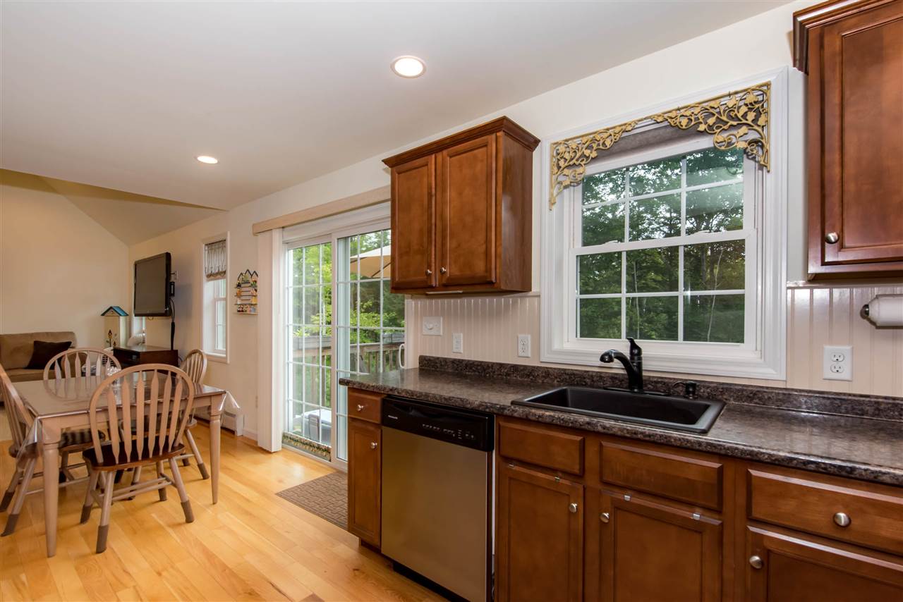 6 Collins Circle Rochester, NH 03867 - Photo 8 of 40