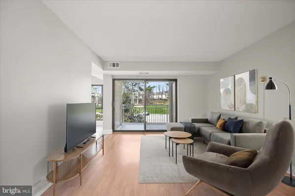 $215,000 | 5901 Tamar Drive, Unit 9 S9, Columbia, MD 21045