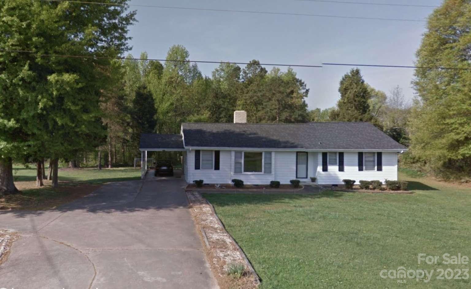 1912 Kings Road Shelby, NC 28150 - Photo 1 of 12 Gallery Image 1