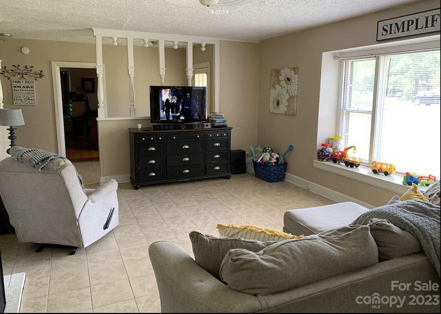 1912 Kings Road Shelby, NC 28150 - Photo 3 of 12 Gallery Image 3
