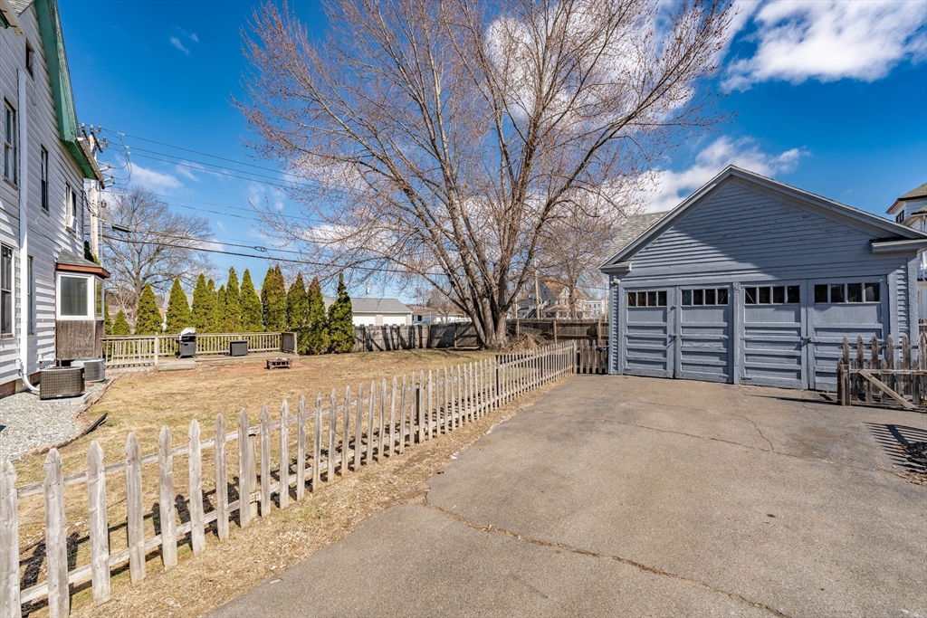 519 Chicopee Street Chicopee, MA 01013 - Photo 32 of 36