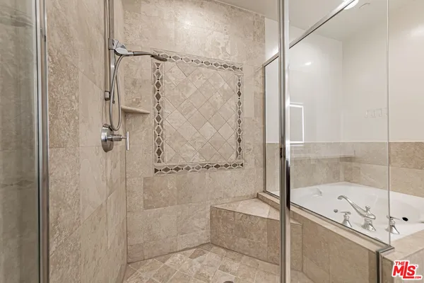 $7,000 | 143 North Arnaz Drive, Unit 106, Beverly Hills, CA 90211