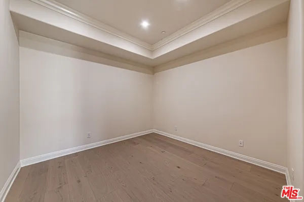 $7,000 | 143 North Arnaz Drive, Unit 106, Beverly Hills, CA 90211