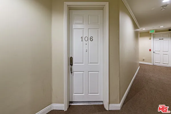 $7,000 | 143 North Arnaz Drive, Unit 106, Beverly Hills, CA 90211