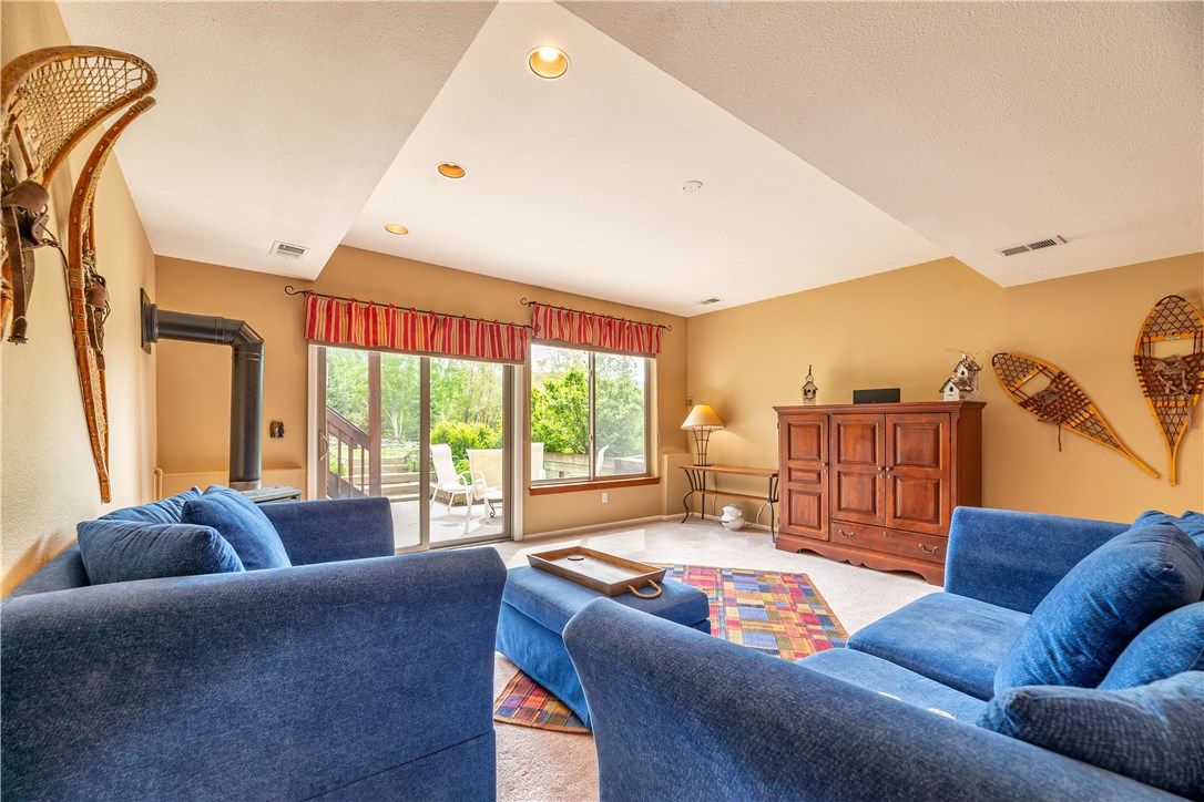 604 Willowbrook Road Silverthorne, CO 80498 - Photo 21 of 35 Gallery Image 21