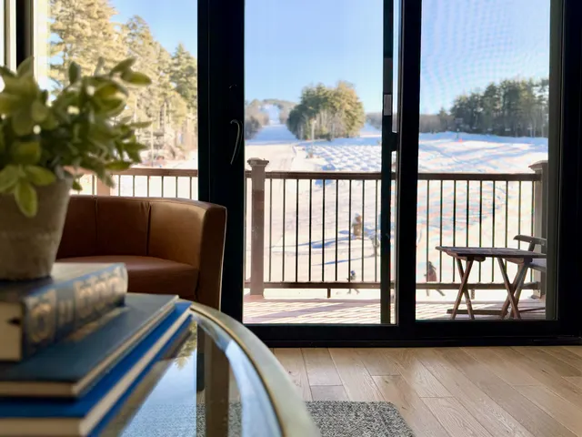 $1,575,000 | 239 Skimobile Road, Unit 305, Conway, NH 03860