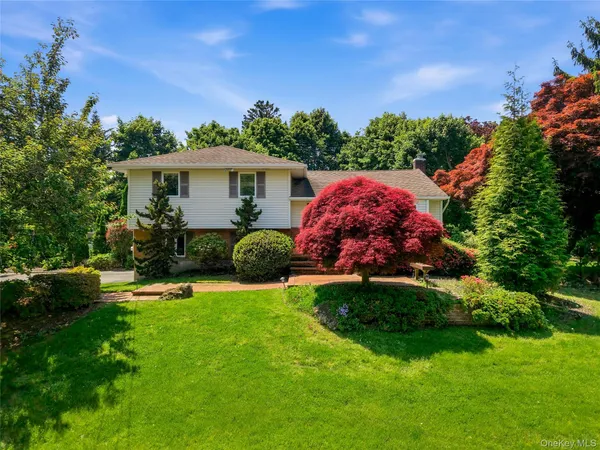 $999,000 | 6 Paula Street, East Northport, NY 11731