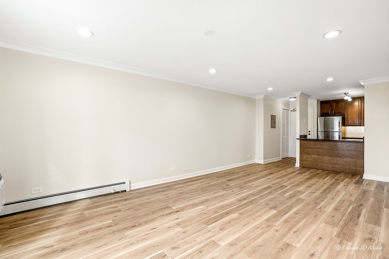 3900 North Pine Grove Avenue, Unit 409 Chicago, IL 60613 - Photo 15 of 24