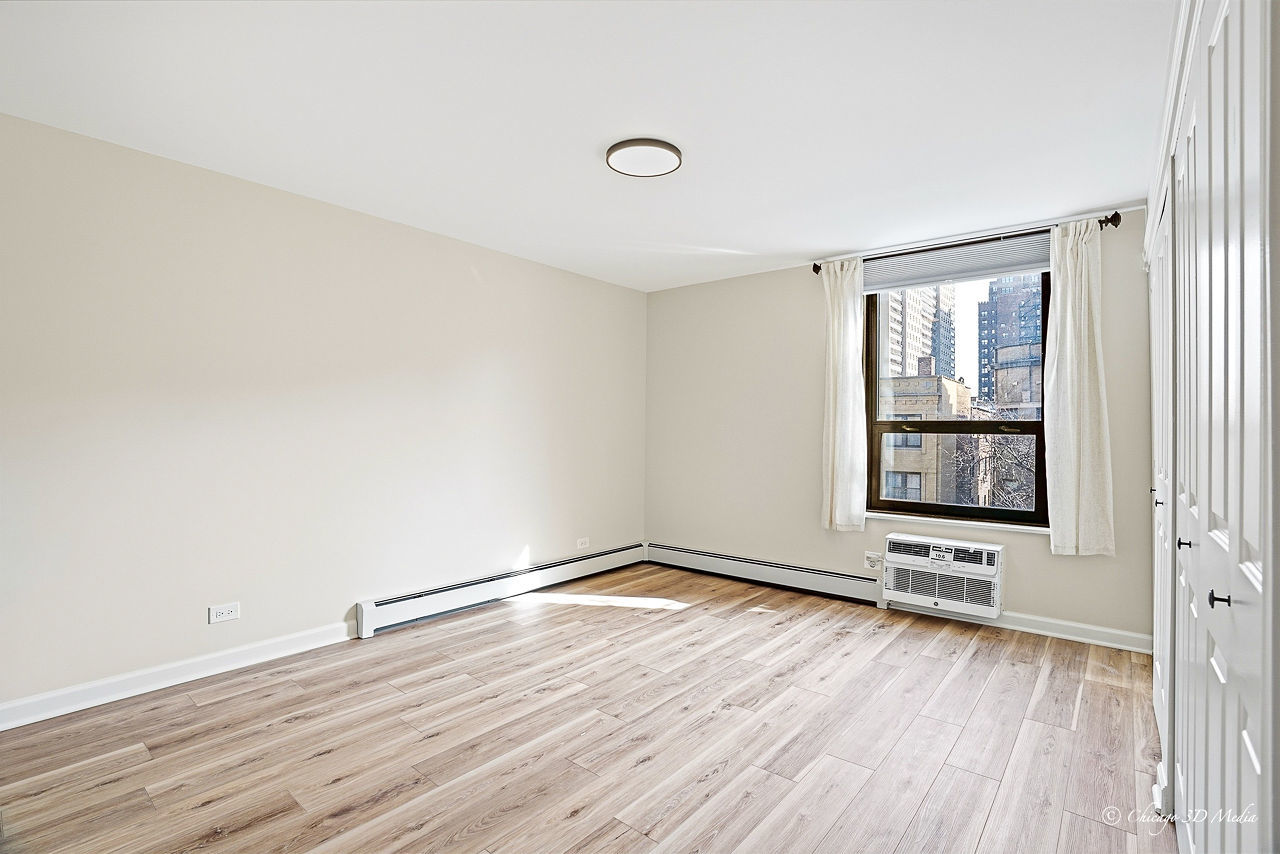 3900 North Pine Grove Avenue, Unit 409 Chicago, IL 60613 - Photo 16 of 24