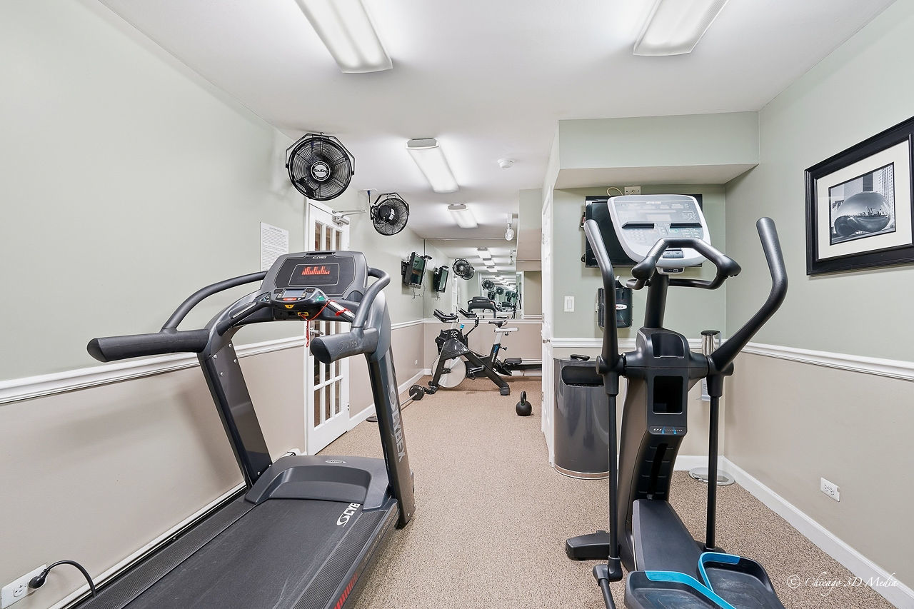 3900 North Pine Grove Avenue, Unit 409 Chicago, IL 60613 - Photo 24 of 24