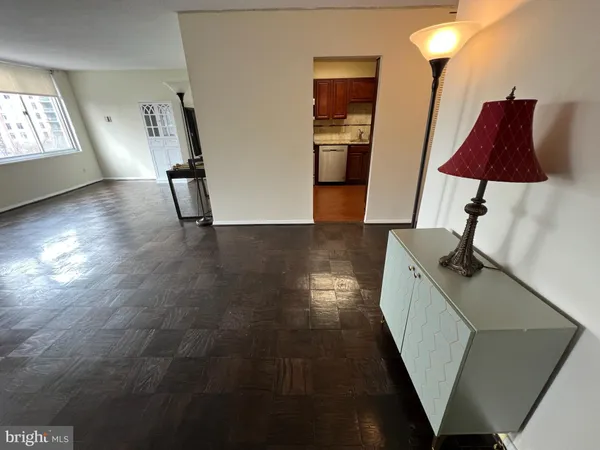 $2,100 | 11801 Rockville Pike, Unit 708, Rockville, MD 20852