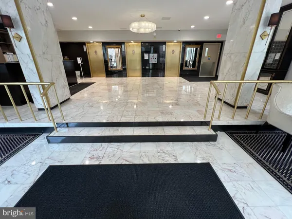 $2,100 | 11801 Rockville Pike, Unit 708, Rockville, MD 20852