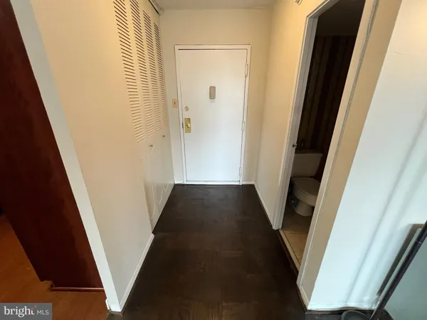 $2,100 | 11801 Rockville Pike, Unit 708, Rockville, MD 20852