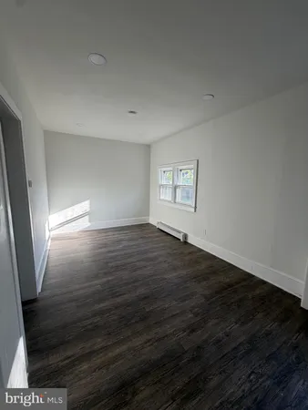 $1,250 | 517 Bentley Avenue, Unit B, Beverly, NJ 08010
