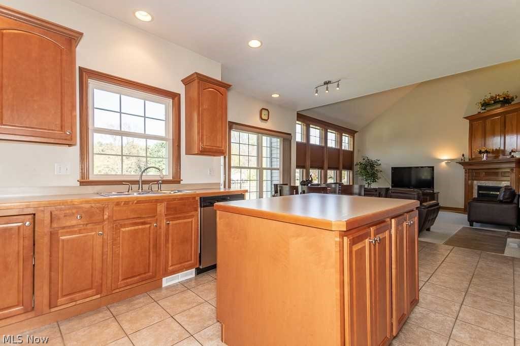 8307 Johnnycake Ridge Road Mentor, OH 44060 - Photo 5 of 16 Gallery Image 5