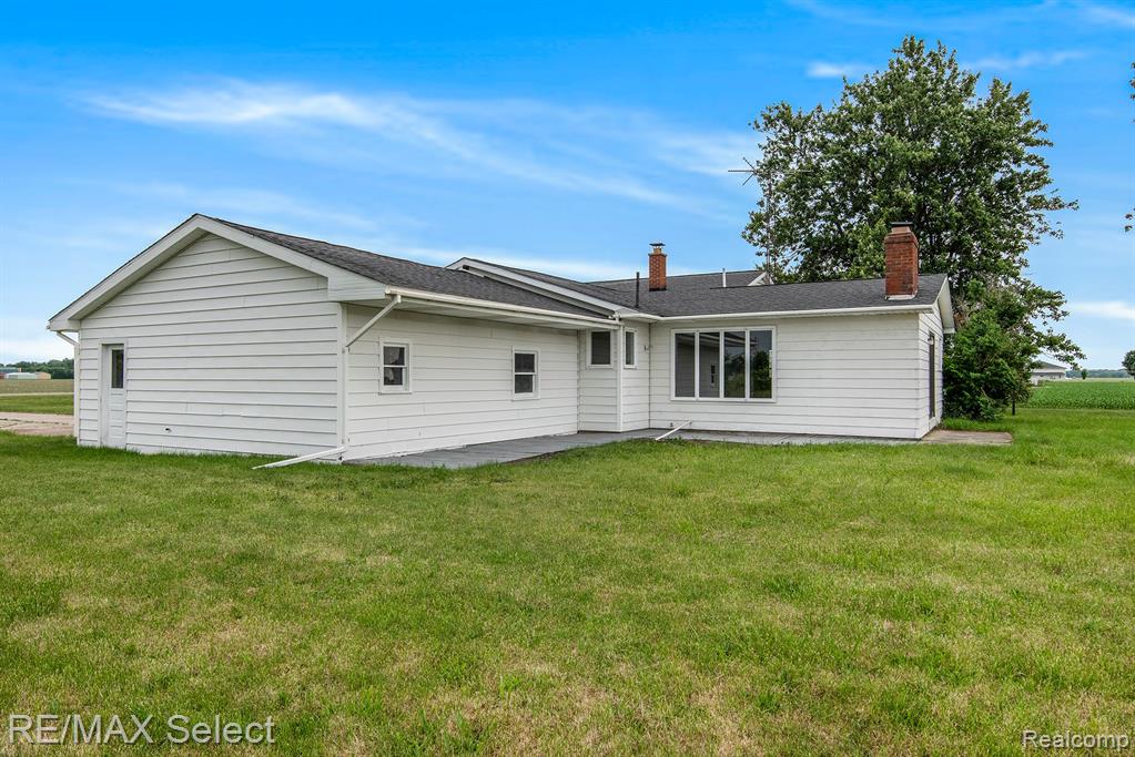 7083 New Lothrop Road New Lothrop, MI 48460 - Photo 22 of 26
