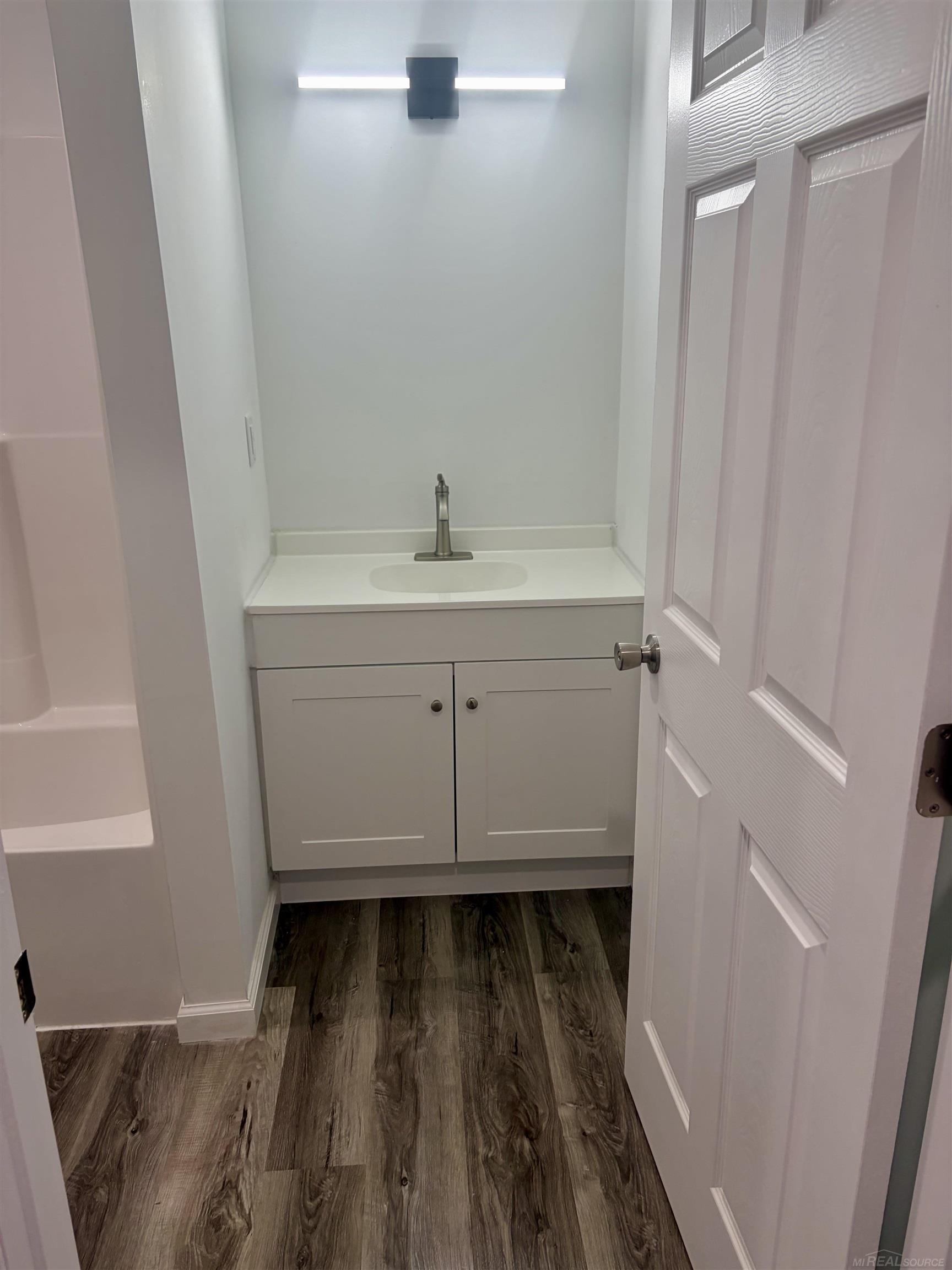 385 Mayer Road St. Clair, MI 48079 - Photo 4 of 54