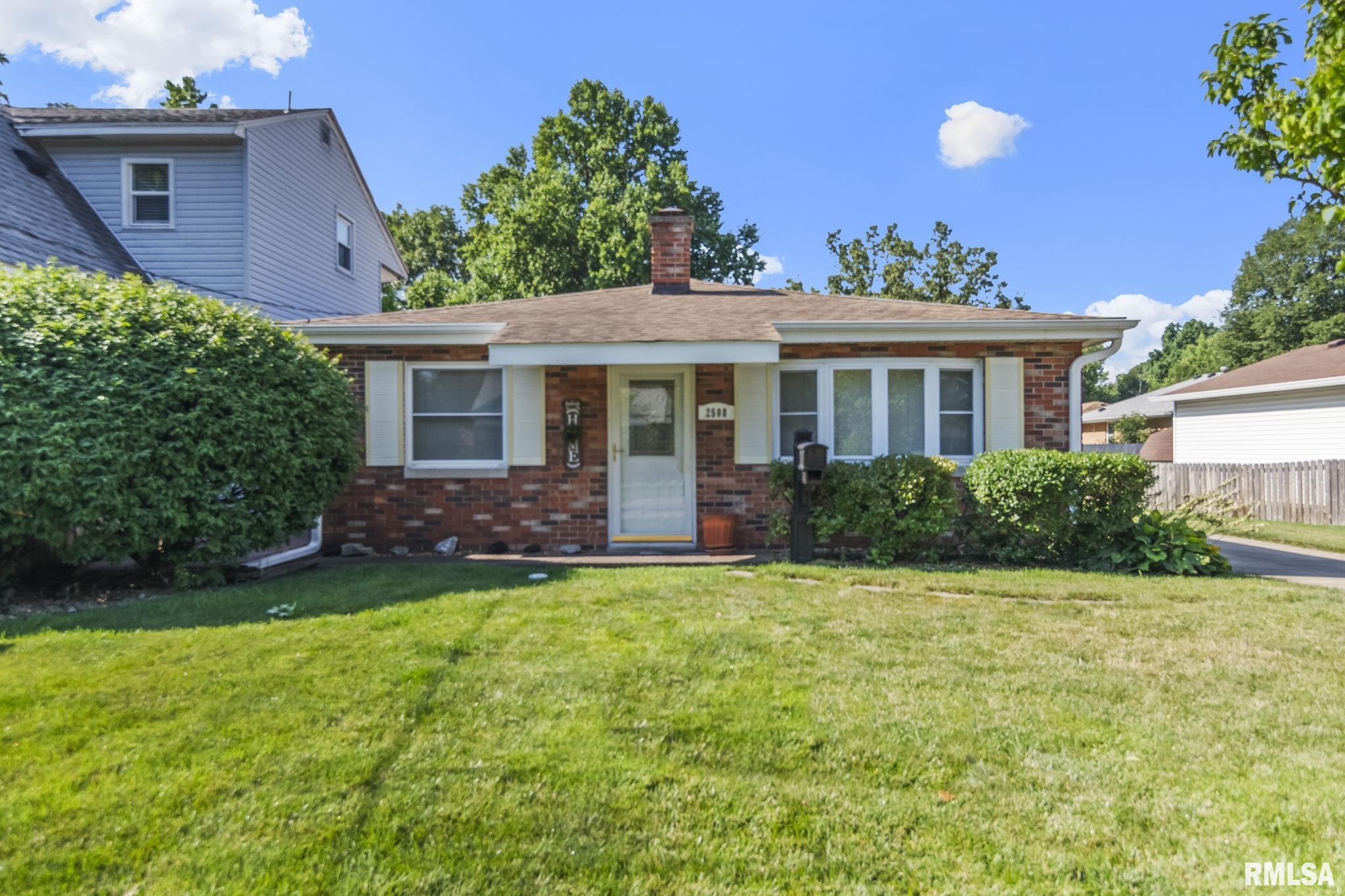 2508 East Keys Avenue Springfield, IL 62702 - Photo 1 of 32