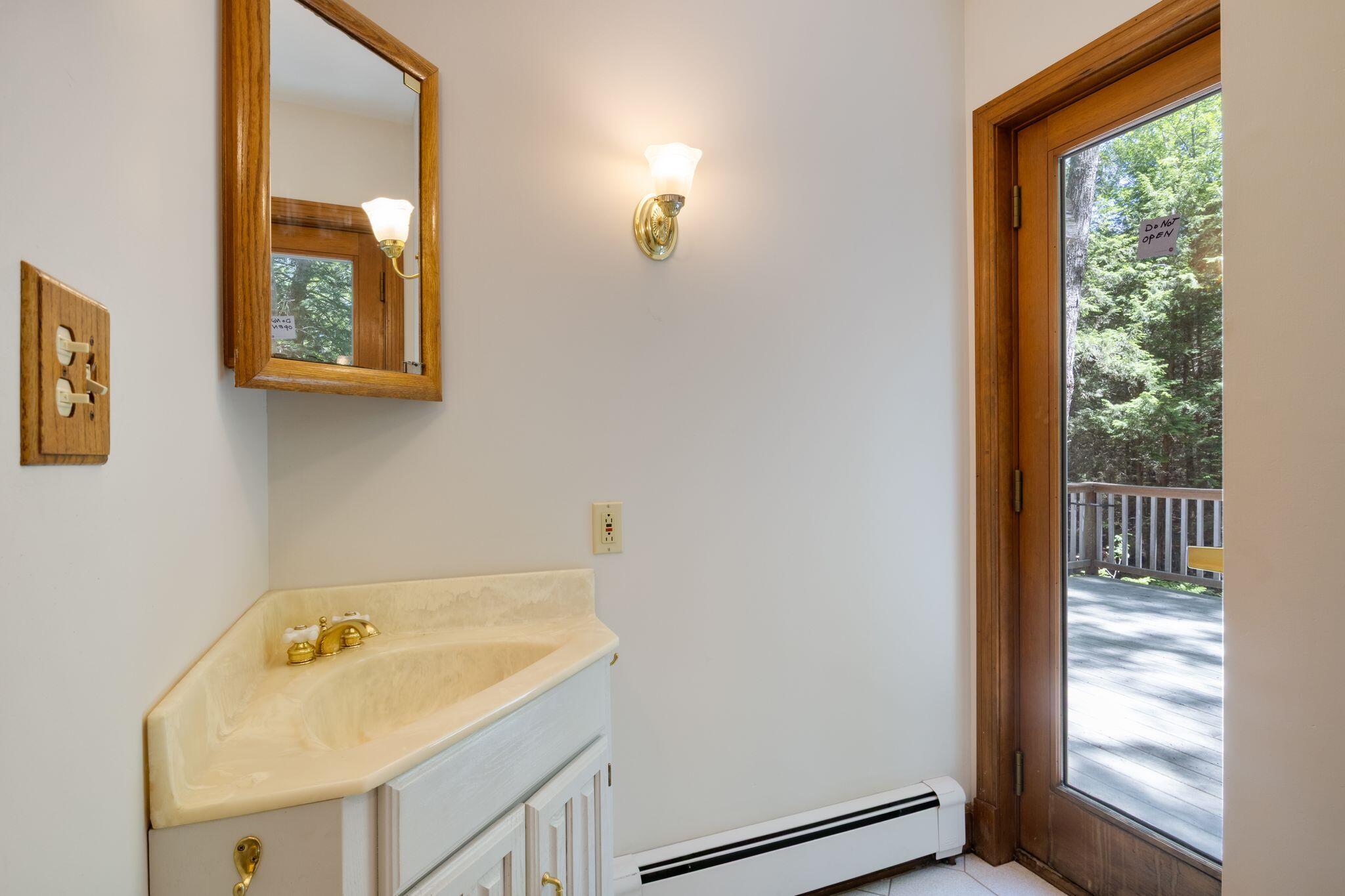 358 Pine Hill Road Berwick, ME 03901 - Photo 30 of 76 Full Bathroom