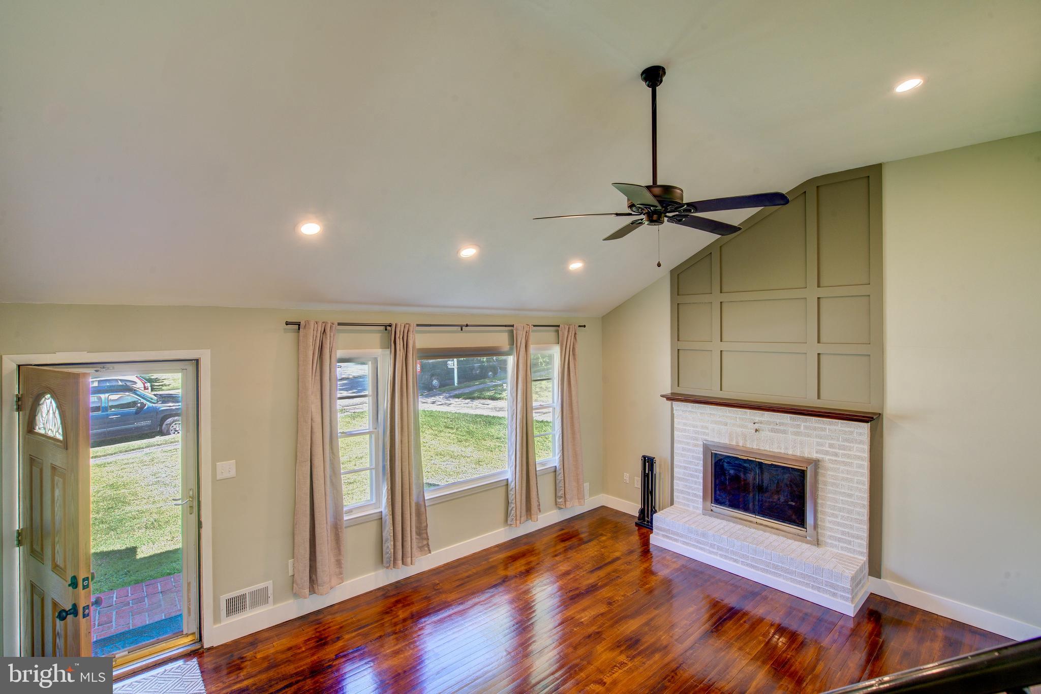 9005 Tammy Road Baltimore, MD 21236 - Photo 7 of 34