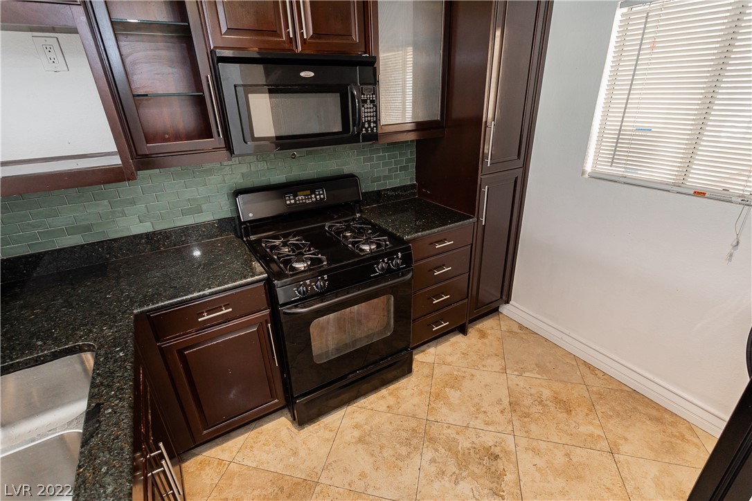 260 East Flamingo Road, Unit 332 Las Vegas, NV 89169 - Photo 14 of 34 Gallery Image 14