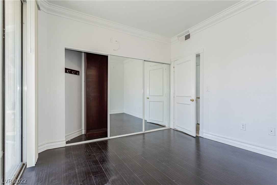 260 East Flamingo Road, Unit 332 Las Vegas, NV 89169 - Photo 22 of 34 Gallery Image 22