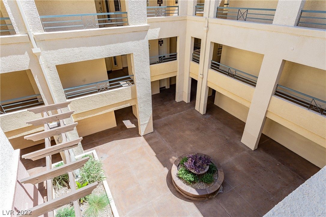 260 East Flamingo Road, Unit 332 Las Vegas, NV 89169 - Photo 4 of 34 Gallery Image 4