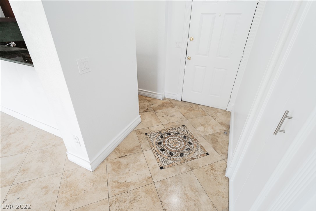 260 East Flamingo Road, Unit 332 Las Vegas, NV 89169 - Photo 7 of 34 Gallery Image 7