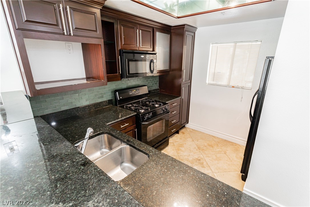 260 East Flamingo Road, Unit 332 Las Vegas, NV 89169 - Photo 10 of 34 Gallery Image 10