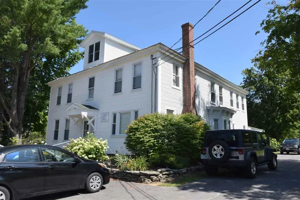 $1,195 | 1092 New Hampshire Rte 175, Unit # 6, Campton, NH 03223