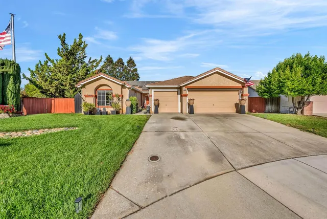 $1,115,000 | 6370 Raspberry Court, Gilroy, CA 95020
