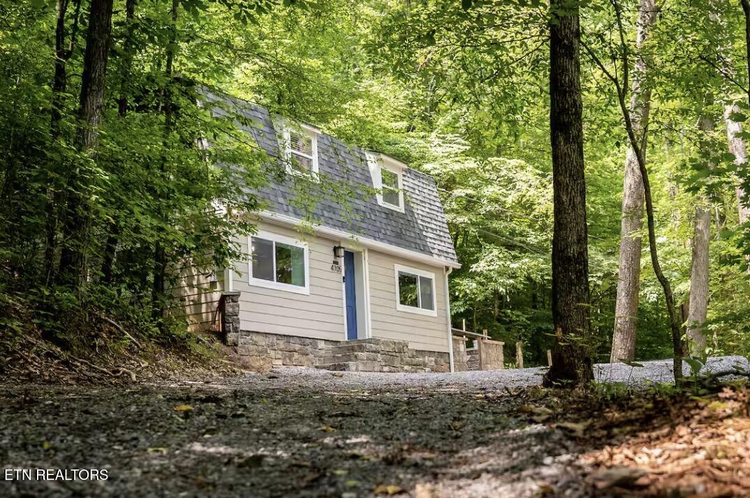 4705 Nebo Road Walland, TN 37886 - Photo 1 of 23 Welcome to 4705 Nebo Rd Walland