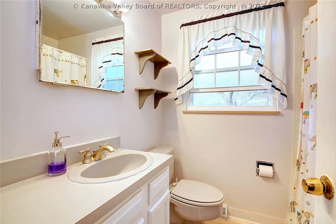 841 Carroll Road Charleston, WV 25314 - Photo 23 of 30 Gallery Image 23