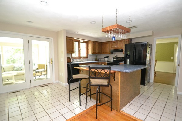 16 Green Needles Road Littleton, MA 01460 - Photo 3 of 22
